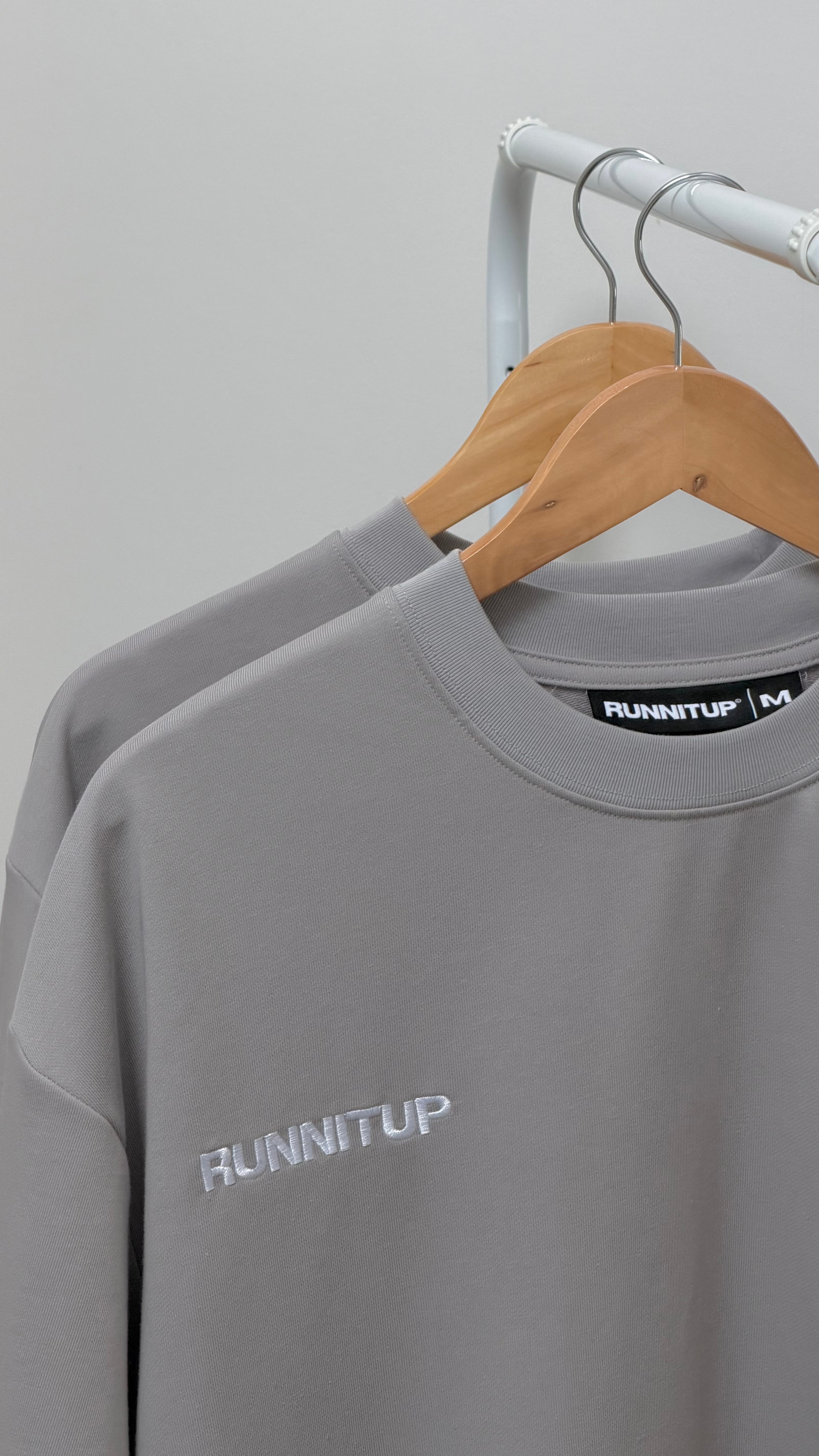 CLASSIC TEE
